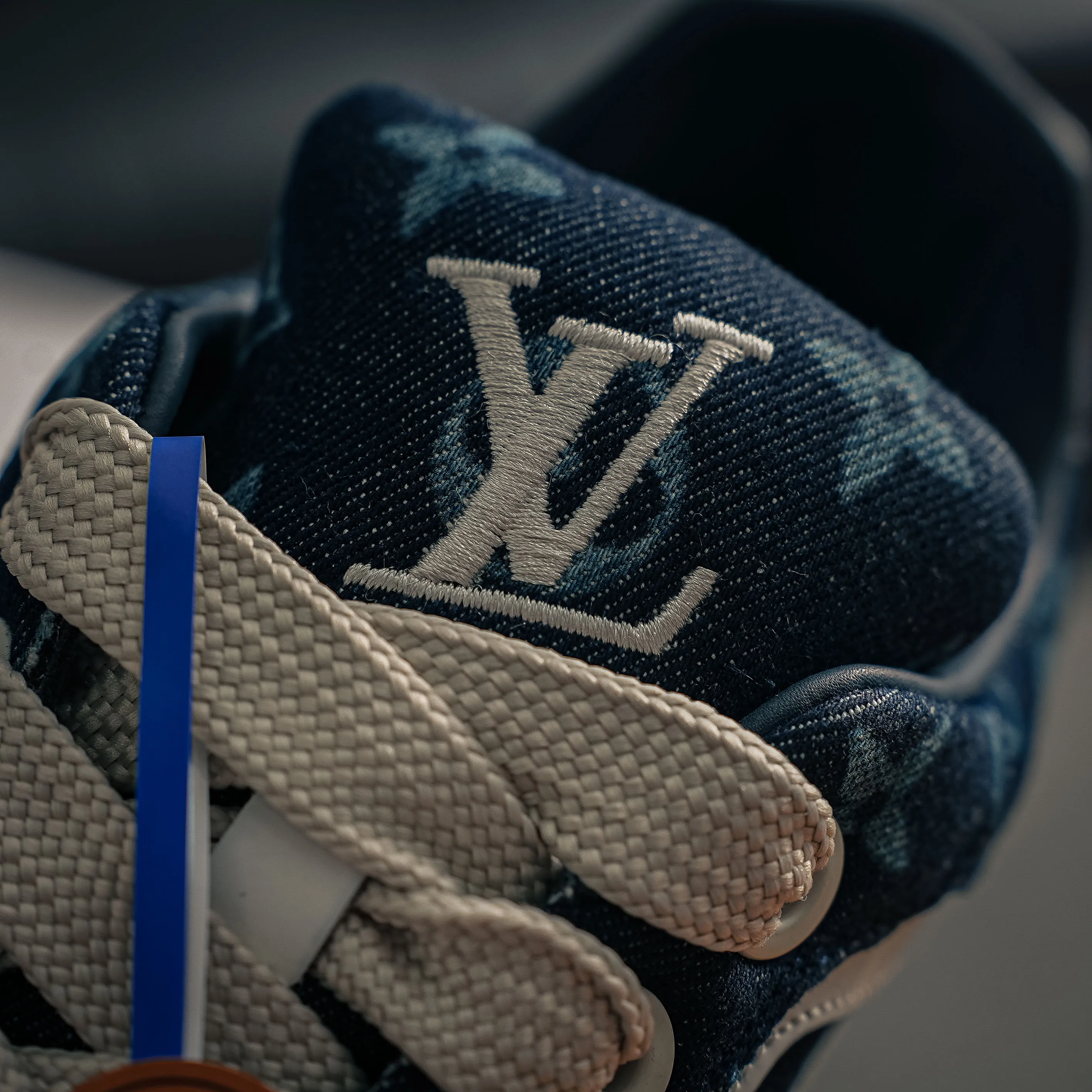 # LV tilted ， Shoes，Sneakers， Shoes，Skate Shoes~~ Sneakers， LV Shoes ， Cushioning TPU Vuitton ，